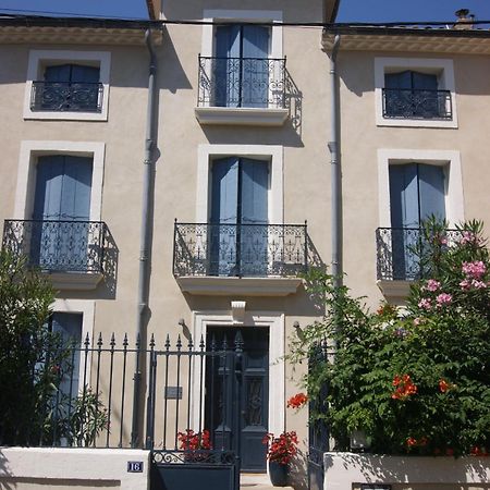 Bed and Breakfast Le Petit Moliere Servian Exterior foto